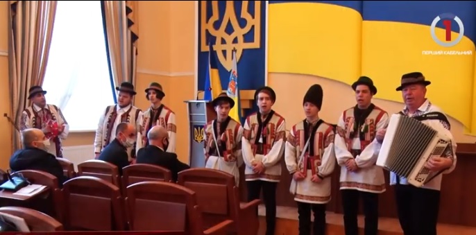 В Хустській ОТГ на сесії прийняли заключні бюджетні питання та схвалили голів старостинських округів (ВІДЕО)
