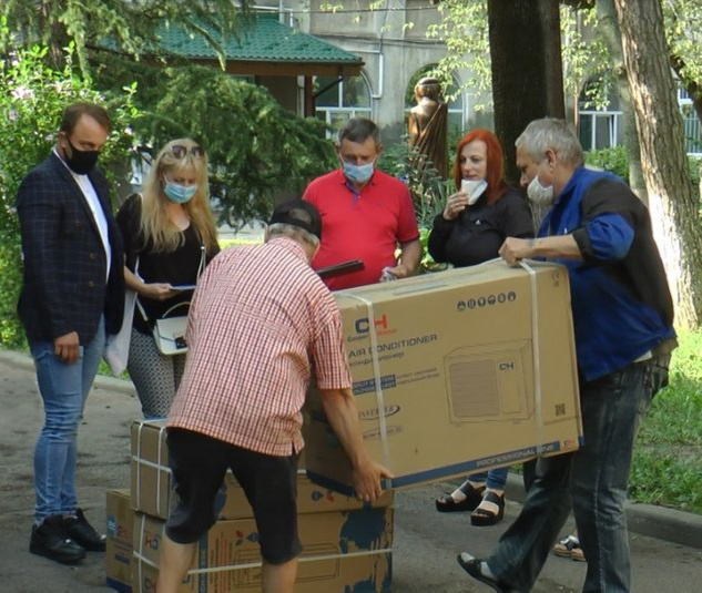 На Закарпатті навчатимуть волонтерів