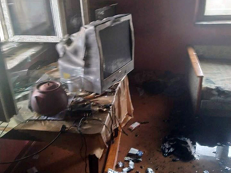 На Іршавщині та на Виноградівщині житлові будинки рятували від знищення вогнем (ФОТО)