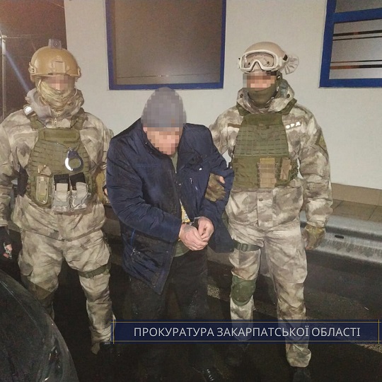 Справу постачальників наркотиків і психотропів між Закарпаттям та Дніпропетровщиною скеровано до суду (ФОТО)