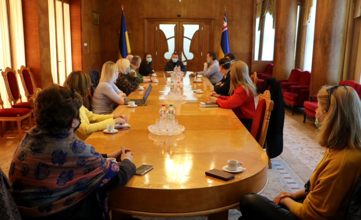 Голова Закарпатської ОДА зустрівся із медійниками (ФОТО)