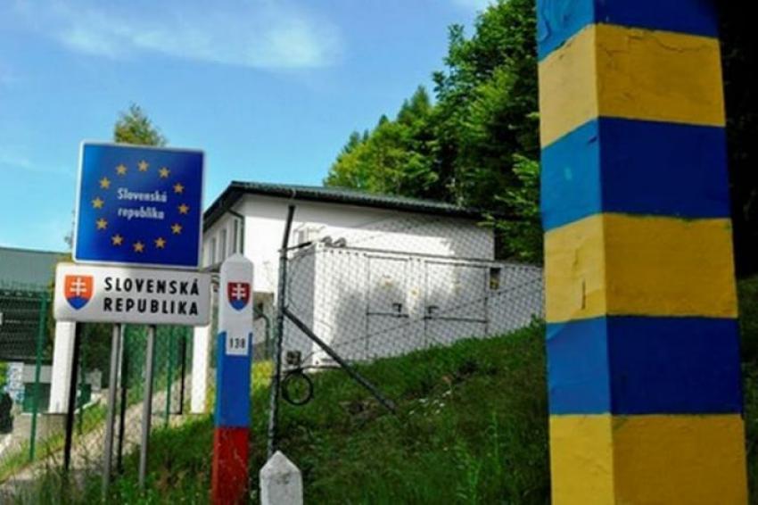 Словаччина не впускатиме в країну без тесту на COVID-19