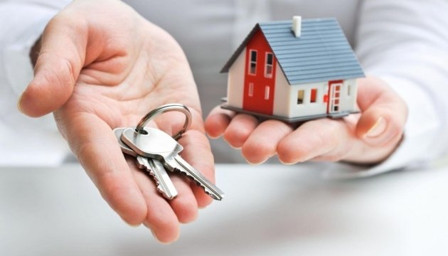У Мукачеві семеро дітей-сиріт отримають житло