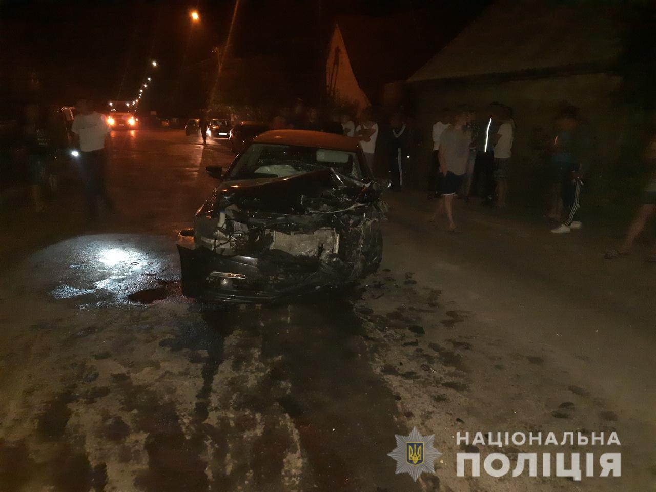 У поліції розповіли про подробиці "п'яної" ДТП у Міжгір'ї, в якій постраждали троє дівчат (ФОТО)