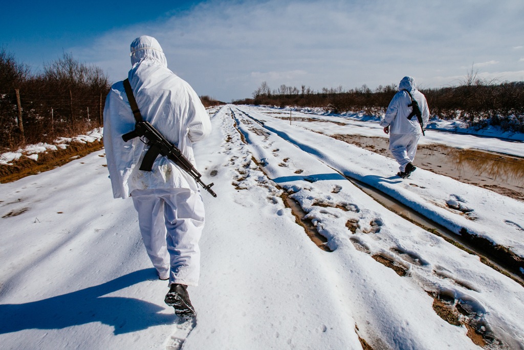 На Закарпатті виявили замерзлу румунку без документів, що шукала дорогу додому