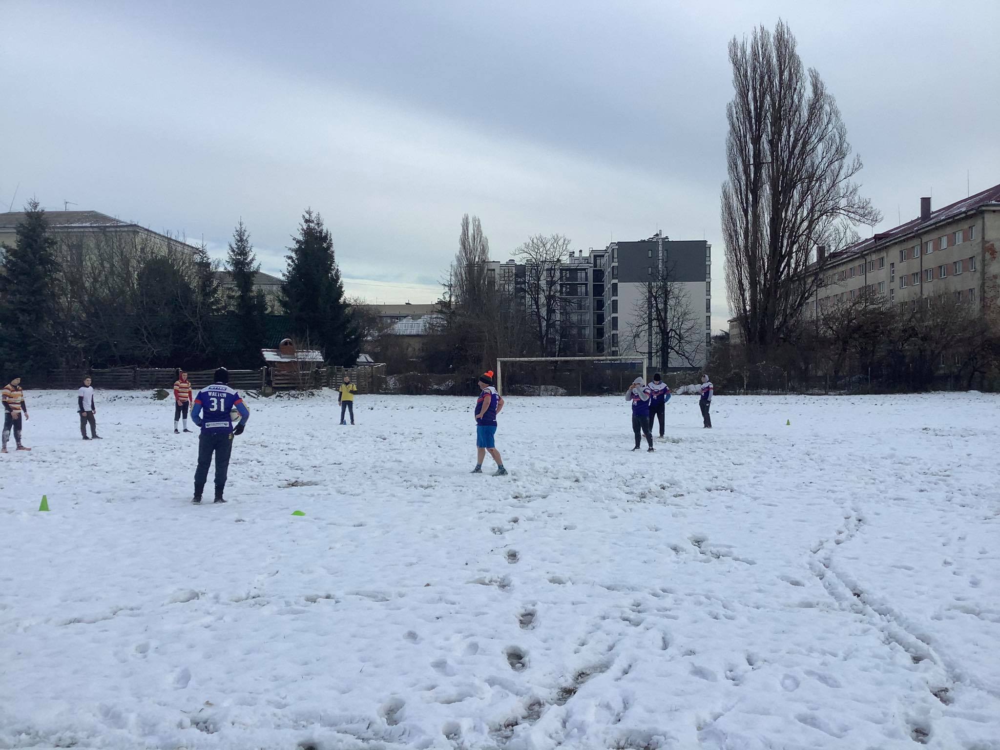 В Ужгороді відбувся традиційний кубок із зимового регбі "UZHSNOW RUGBY-2021" (ФОТО)