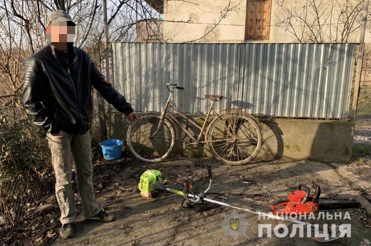 Мешканець Виноградівщини викрав в односельця електроінструменти на суму близько 10 тис грн (ФОТО)