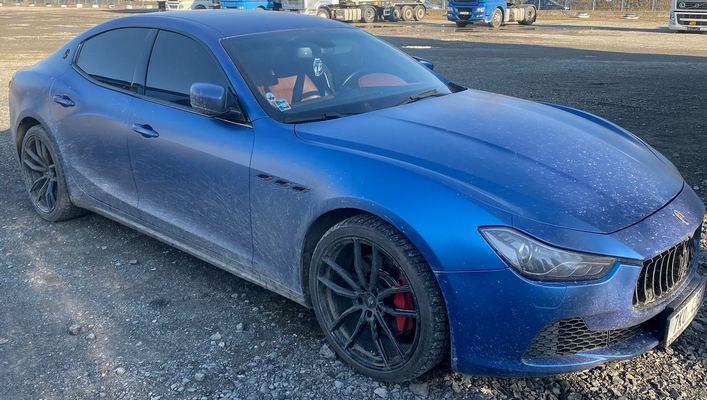 На митниці на Закарпатті конфіскували унікальний Maserati (ФОТО)
