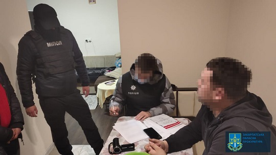 Двом мешканцям Ужгородщини повідомлено про підозру в незаконному переправленні сомалійців через кордон (ФОТО)