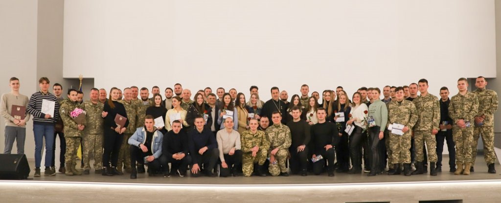 Випускникам кафедри військової підготовки УжНУ присвоєно офіцерські звання (ФОТО)