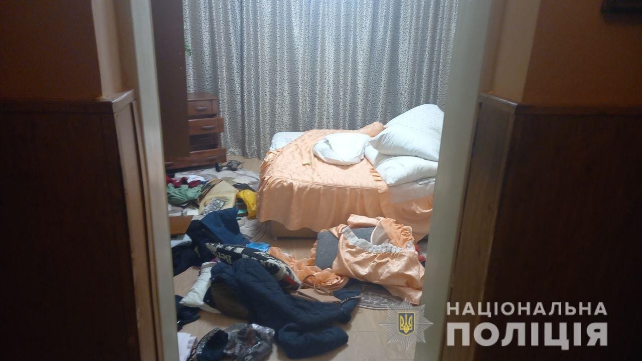 В Ужгороді затримали чоловіка, пілозрюваного в убивстві та пограбуванні літньої жінки (ФОТО)