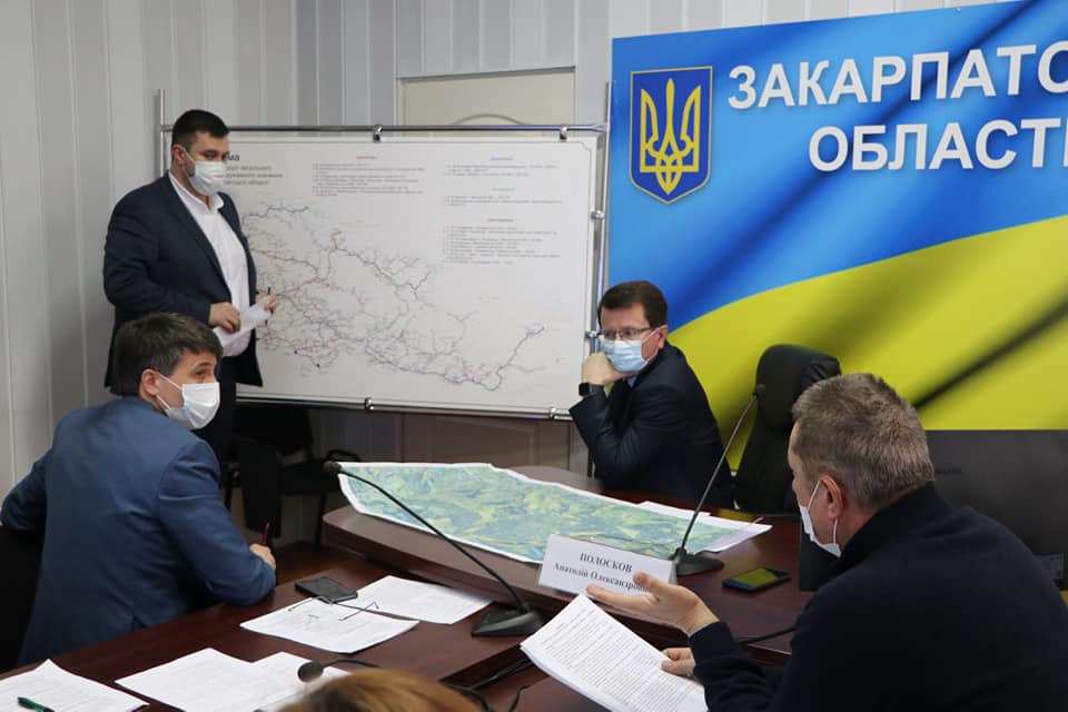 На Закарпатті розробляли стратегію дорожнього кільця, яке з’єднає три області проєкту "Мале карпатське коло" (ФОТО)
