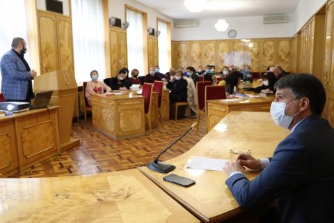 Перших на Закарпатті від COVID-19 вакцинуватимуть лікарів