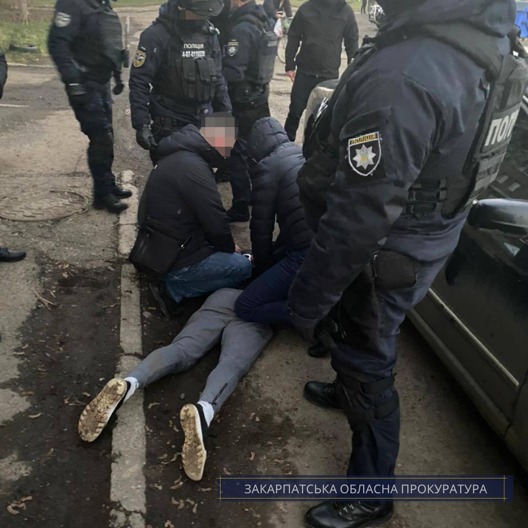 У Мукачеві оскаржують заставу підозрюваним у розбійному нападі на пенсіонерку