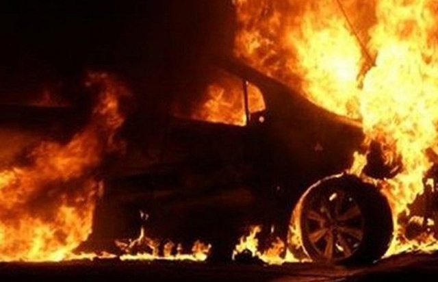 У Великому Березному горіла "Таврія", а в Ужгороді – "польський" VW