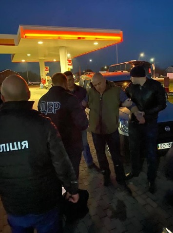 Головний лісівник Закарпаття, затриманий на хабарі, за рішенням суду повертається на посаду (ФОТО)