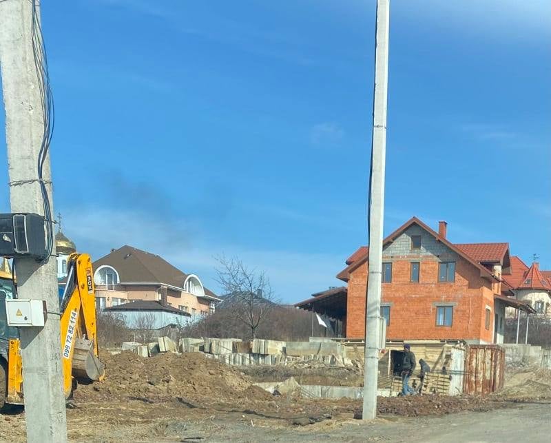 Виконком в Ужгороді скасував дозволи на  скандальну забудову на "Червениці" (ФОТО)