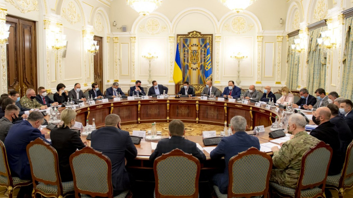 РНБО ввела санкції проти топ-10 контрабандистів, серед яких закарпатець Пересоляк