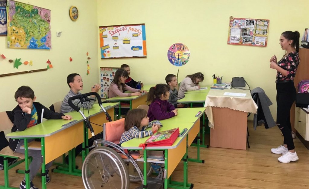 В УжНУ навчають фахівців для роботи з дітками, які мають порушення мовлення, пізнавальних процесів, слуху, зору