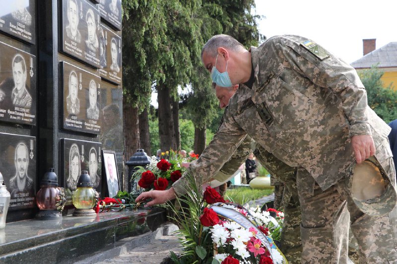В Ужгороді відбулася панахида за полеглим на Сході Максимом Польовим (ФОТО)