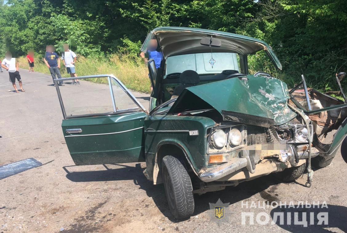 За фактом ДТП на Берегівщині, в якій травмувались четверо осіб, включно із малолітньою дитиною, розпочато кримінальне провадження (ФОТО)
