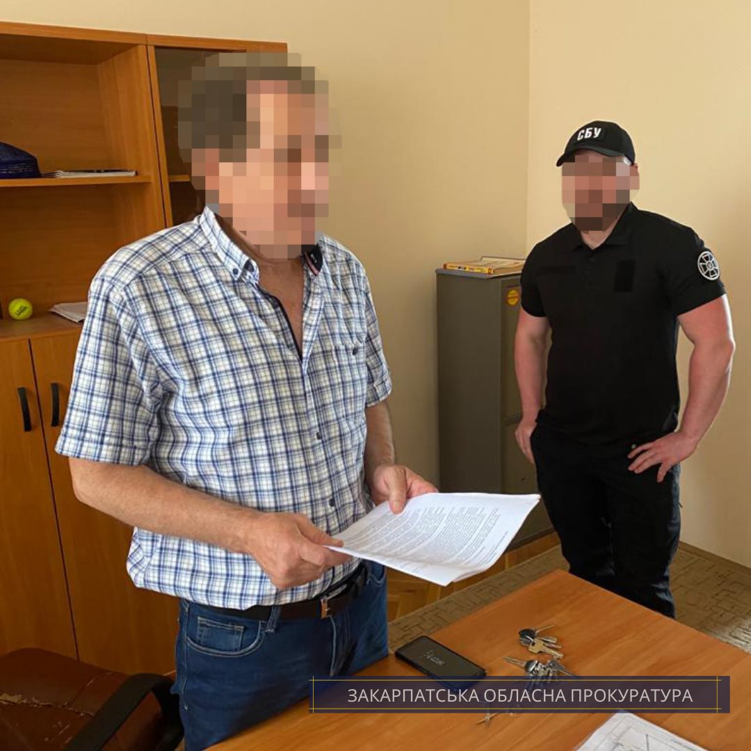 Директора підприємства, що займалося будівельними роботами у Тячівській райлікарні, підозрюють у привласненні "ковідних" коштів (ФОТО)