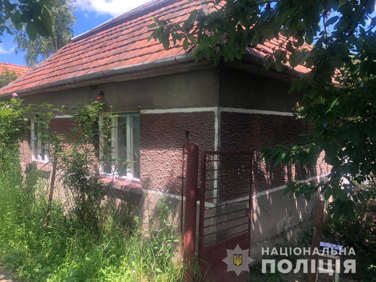 У Берегові чоловік викрав із будинку сусіда автозапчастини, велосипед, електроінструменти та побутову техніку (ФОТО)