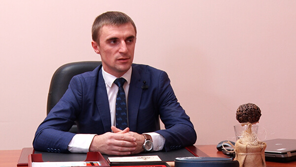 Після Шекети "ширка" в Закарпатській облраді звільнила Мана