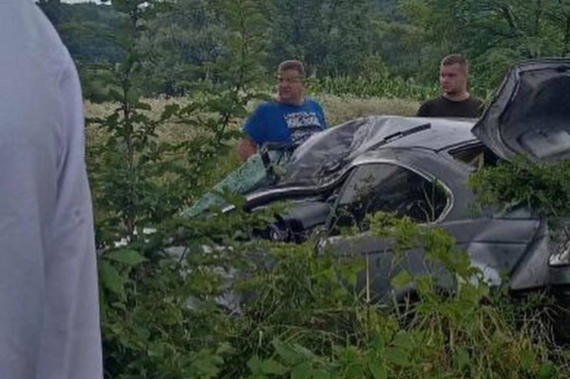 В Іршаві внаслідок ДТП одне з авто злетіло у кювет (ФОТО, ВІДЕО)