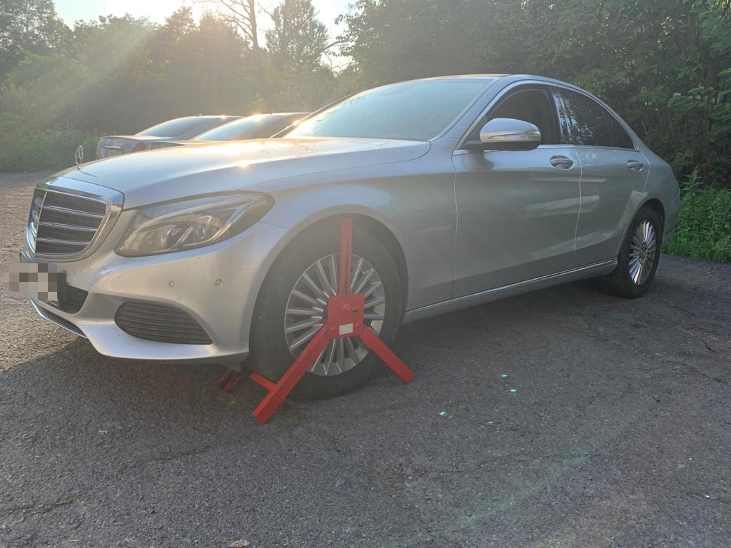 Угорець намагався в'їхати на Закарпаття на вкраденому в Австрії "Мерседесі" (ФОТО)