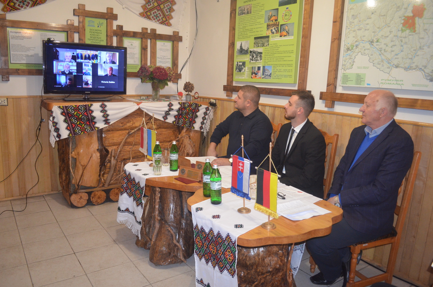 На Закарпатті вручили Міжнародну літературно-мистецьку екологічну премію Corona Carpatica (ФОТО)