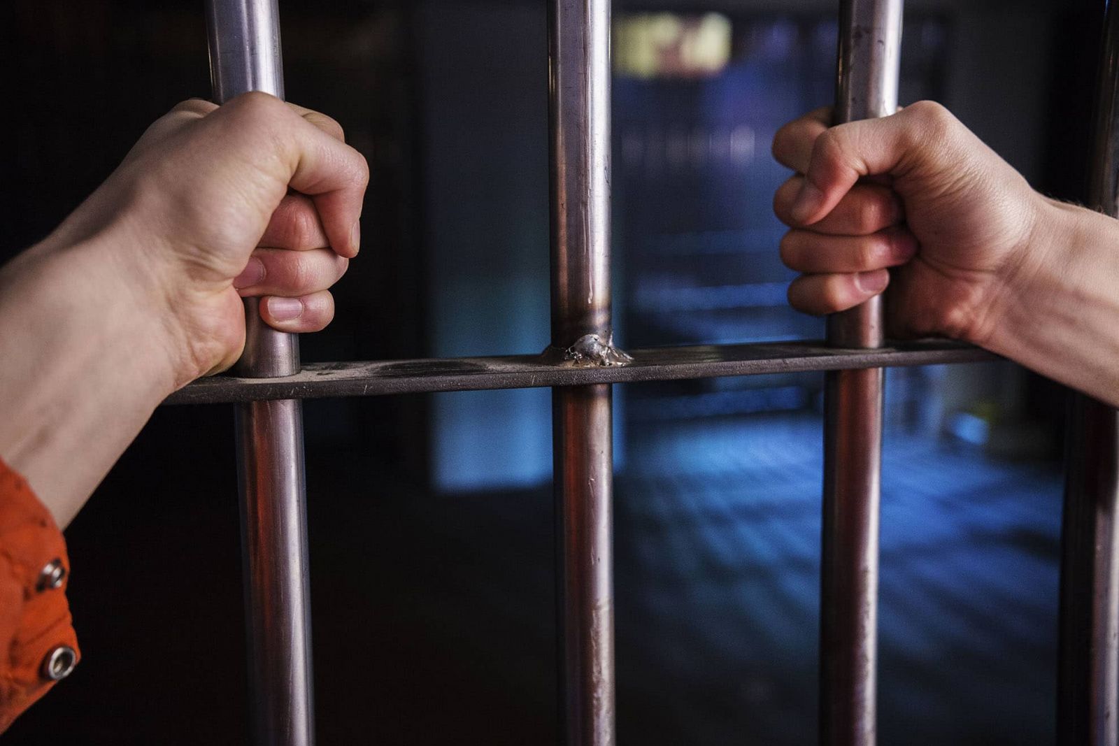Двоє мешканців Хуста перебуватимуть під вартою за підозрою у збуті метамфетаміну