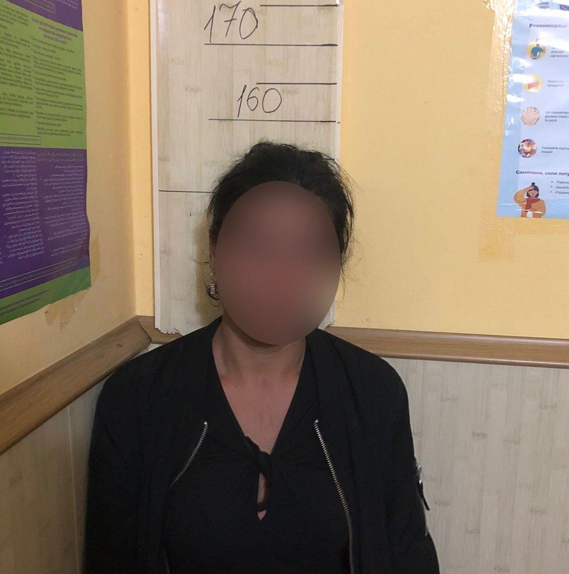 В Ужгороді на вокзалі жінка обікрала 79-річного чоловіка (ФОТО)