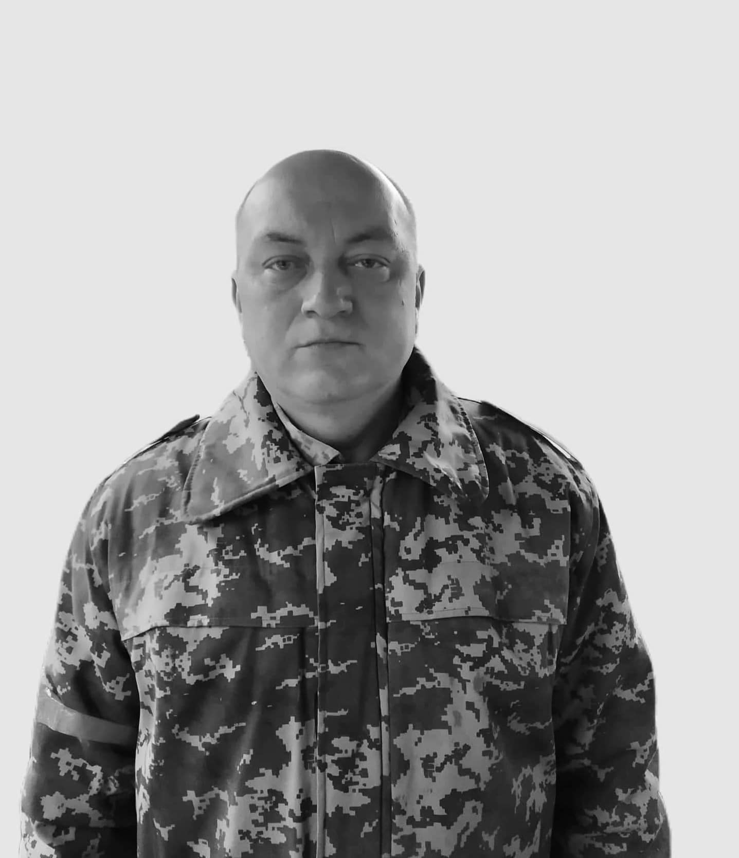 У Берегові попрощались із полеглим у війні Героєм Василем Гадою (ФОТО)