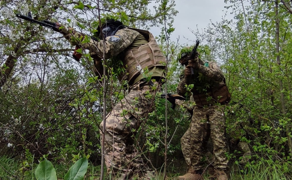 У скансені в Ужгороді відкрили виставку до Дня захисників і захисниць України (ФОТО)