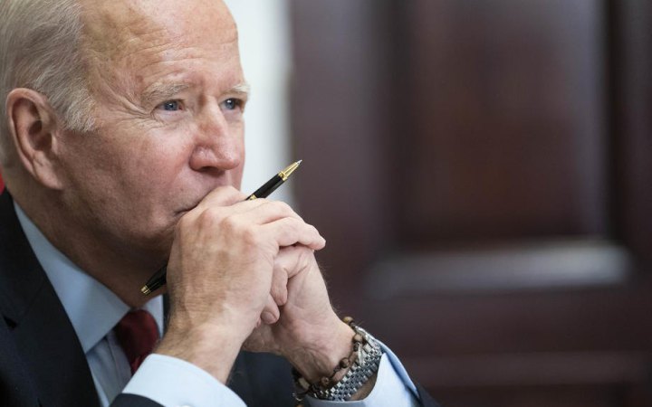 Байден підписав закон про $12,3 млрд допомоги Україні