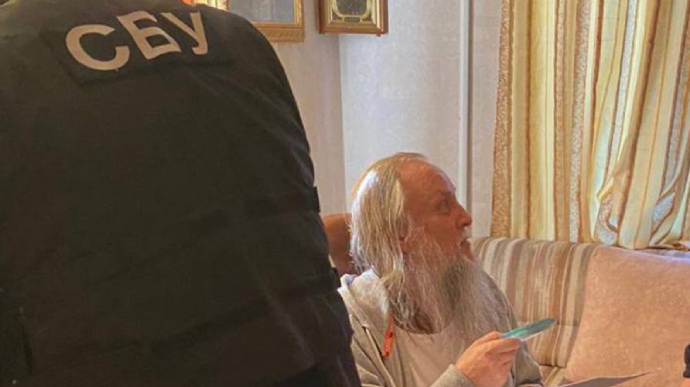 СБУ прийшла з обшуками до вінницького митрополита УПЦ МП