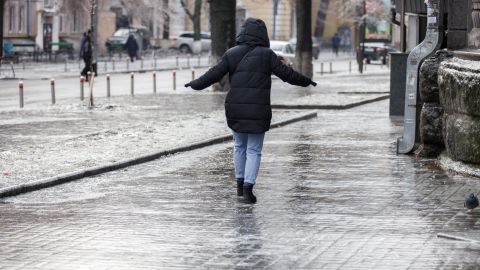 Закарпатські синоптики попередждають про ожеледицю