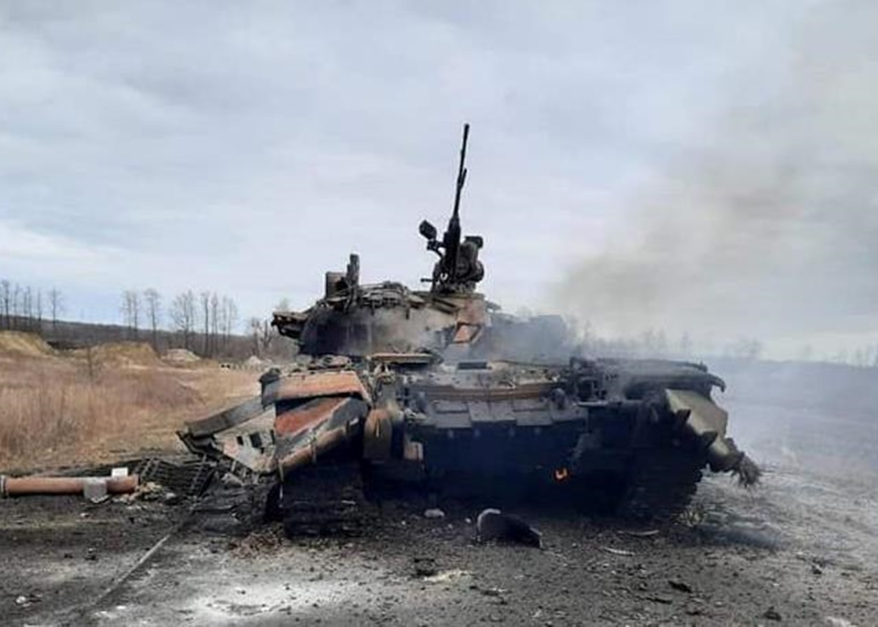 Ворог не досяг стратегічих успіхів, ЗСУ перегруповуються і насичуються новітнім озброєнням – Данілов