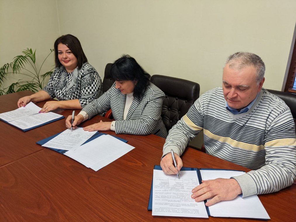 Закарпаття і Донеччина співпрацюватимуть у сфері освіти