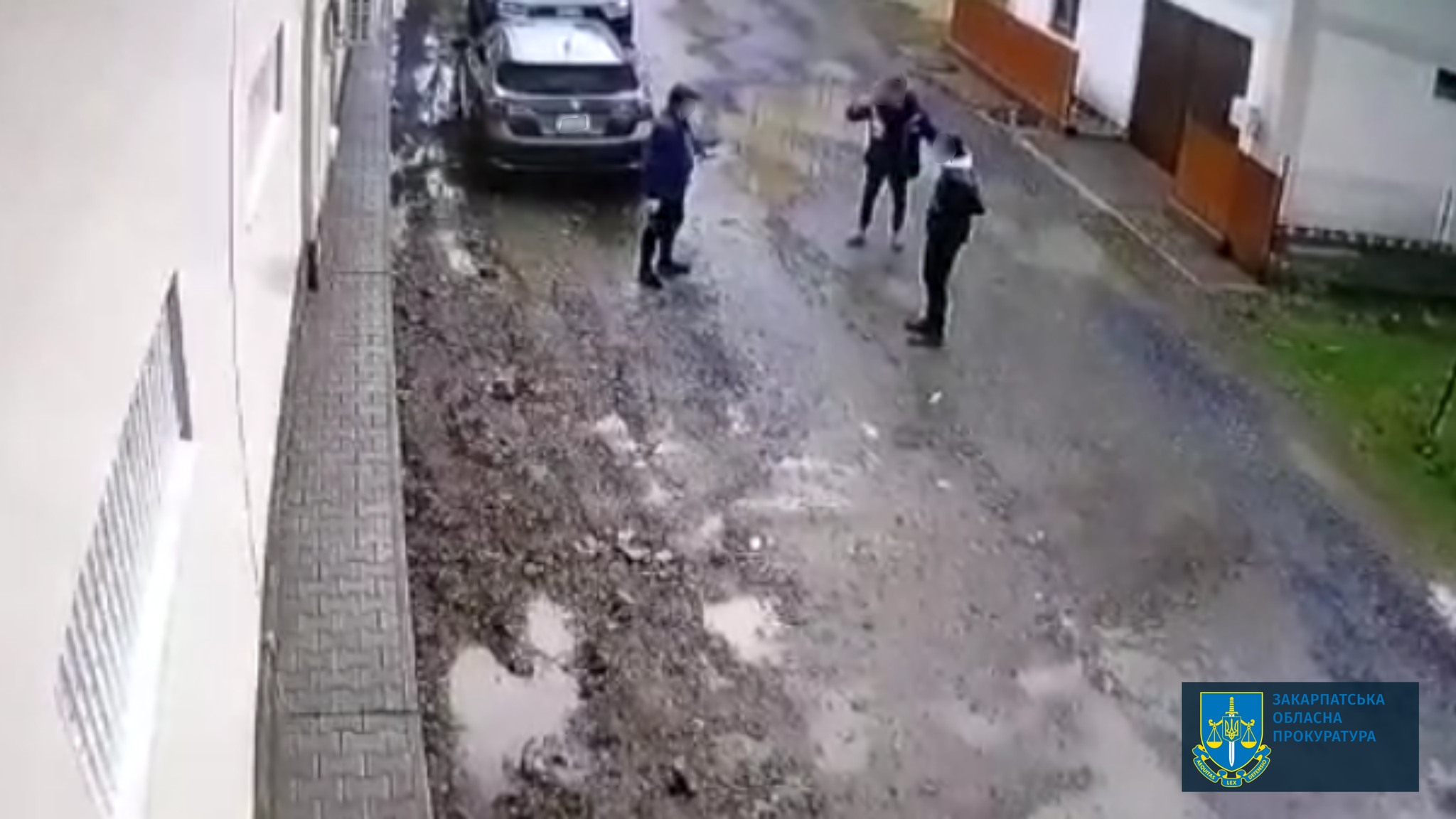 Закарпатця, що намагався вбити двох односельців, взяли під варту із заставою (ФОТО)