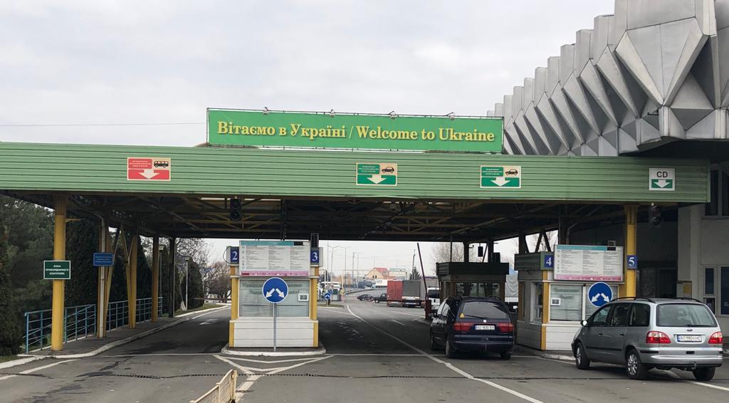 Закарпатські митники фіксують понад пів тисячі порушень, пов’язаних із автомобілями