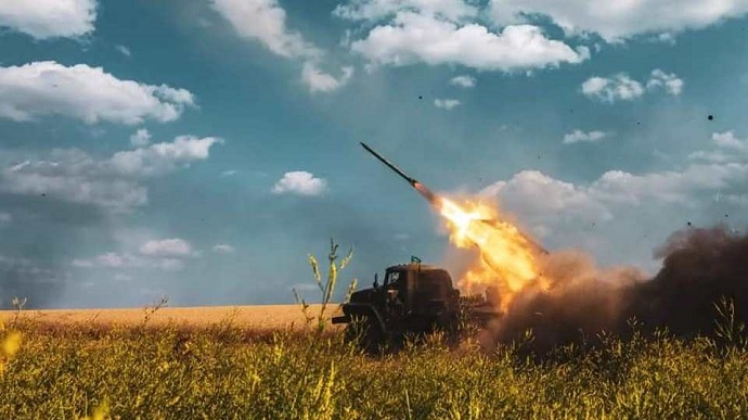На чотирьох напрямках ЗСУ відбили ворожі штурми – зведення