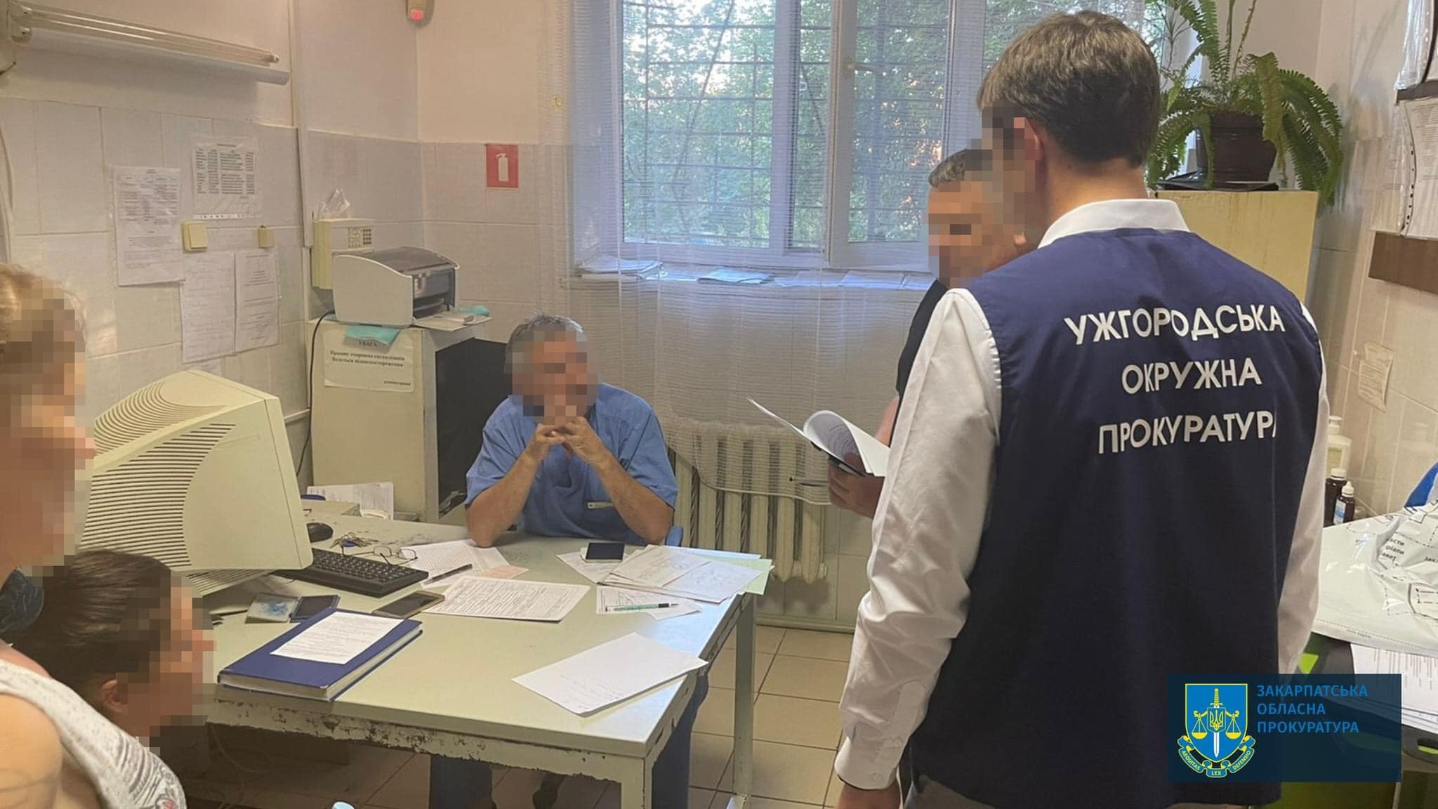 В Ужгороді судитимуть нарколога, впійманого на хабарі (ФОТО)