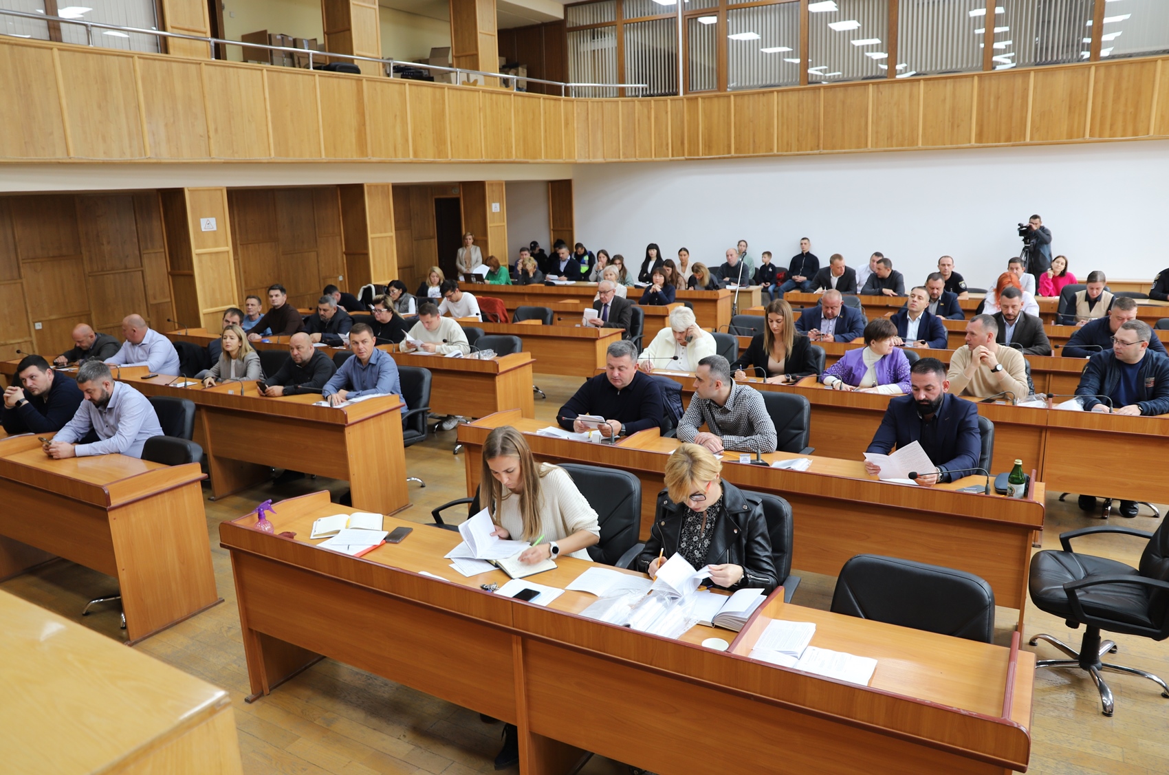 Депутати Ужгорода виділили кошти на закупівлю зимового одягу для підрозділів тероборони на передовій
