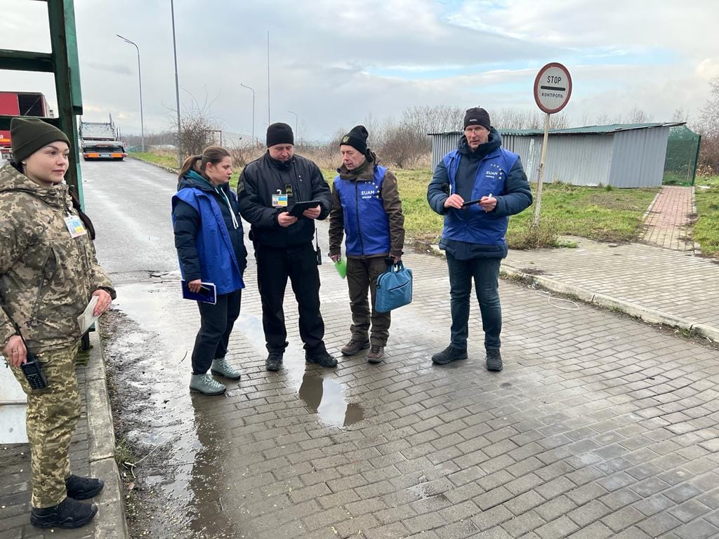 Представники консультативної місії ЄС відвідали пункти пропуску "Тиса" та "Ужгород" (ФОТО)