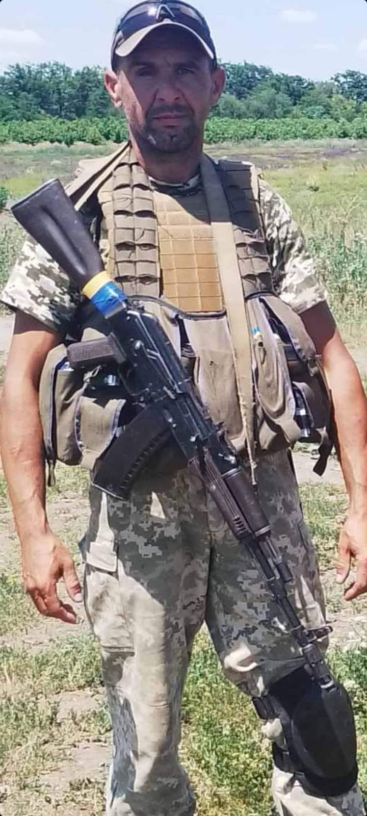 У Хусті прощатимуться з полеглим у війні захисником Сергієм Коробкіним (ФОТО)