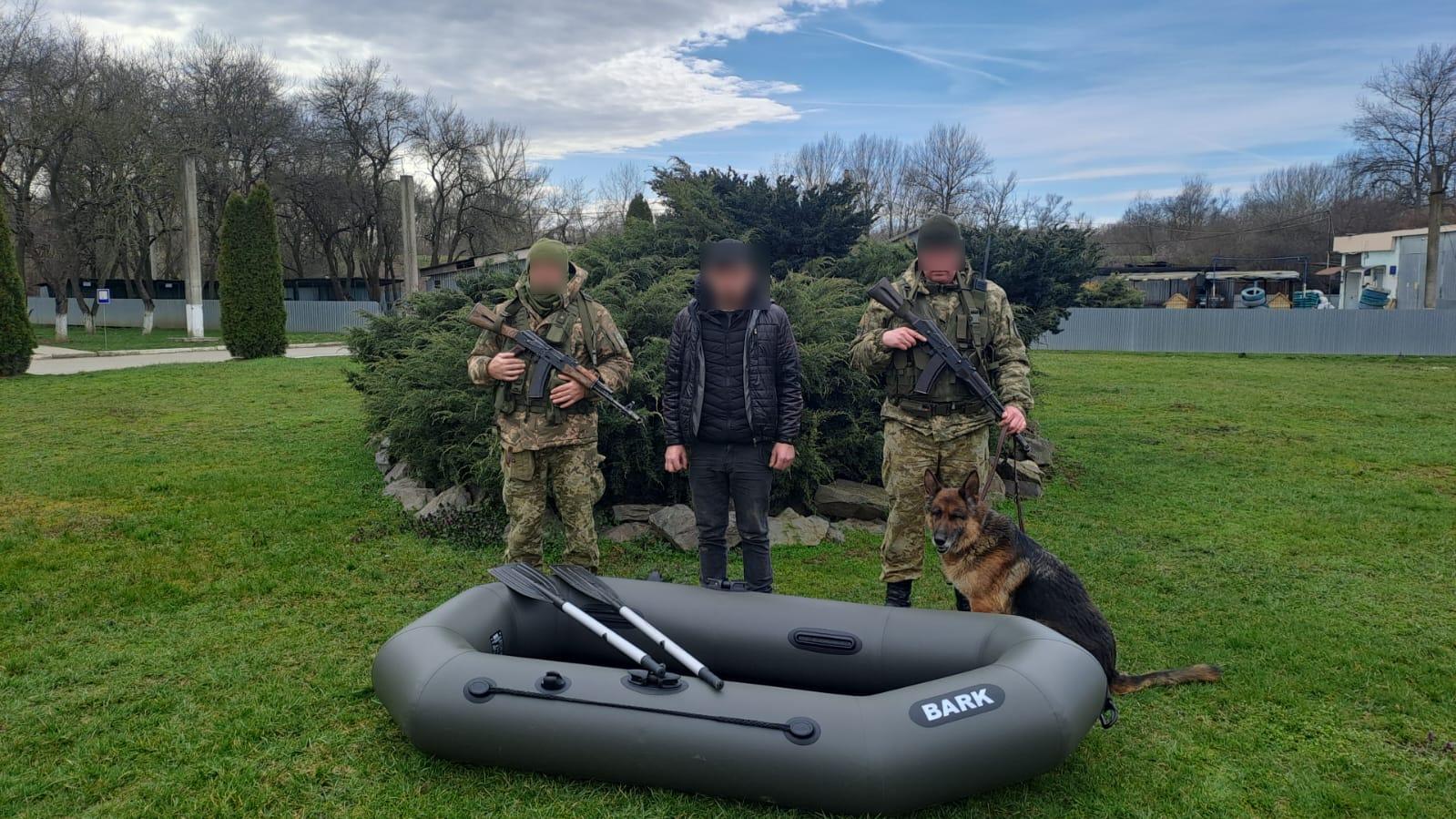 На Закарпатті під час спроби нелегально перетнути кордон з Угорщиною потонув чоловік із Миколаївщини (ФОТО)