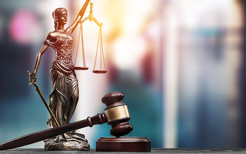 Суд призначив 34 тис. штрафу екс-працівнику Укртрансбезпеки, який за хабарі обіцяв безперешкодний проїзд автівок по Закарпатській області