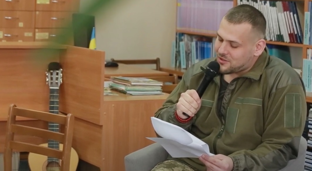 Творчий вечір військового Івана Мигалька відбувся в Ужгороді (ВІДЕО)
